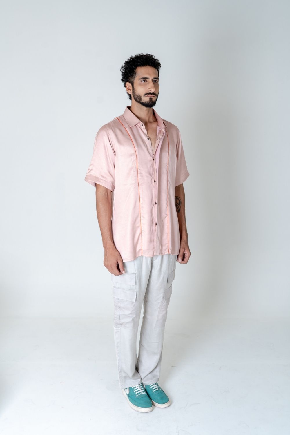 Pink Shirt-Orange Pipin